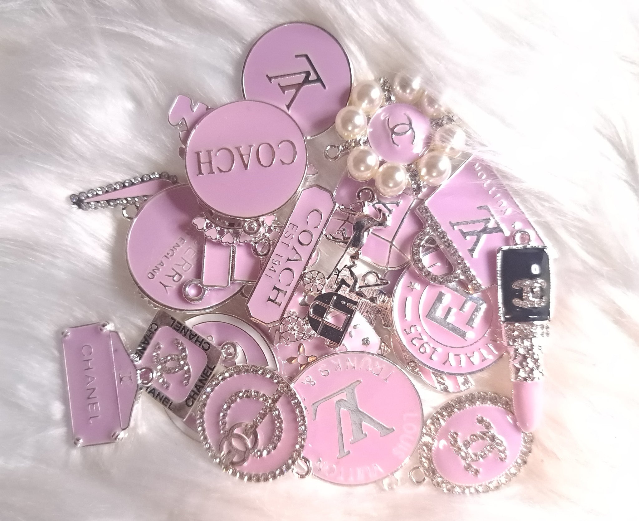 10pc Color Charm Sets – DonDivaBoutique910